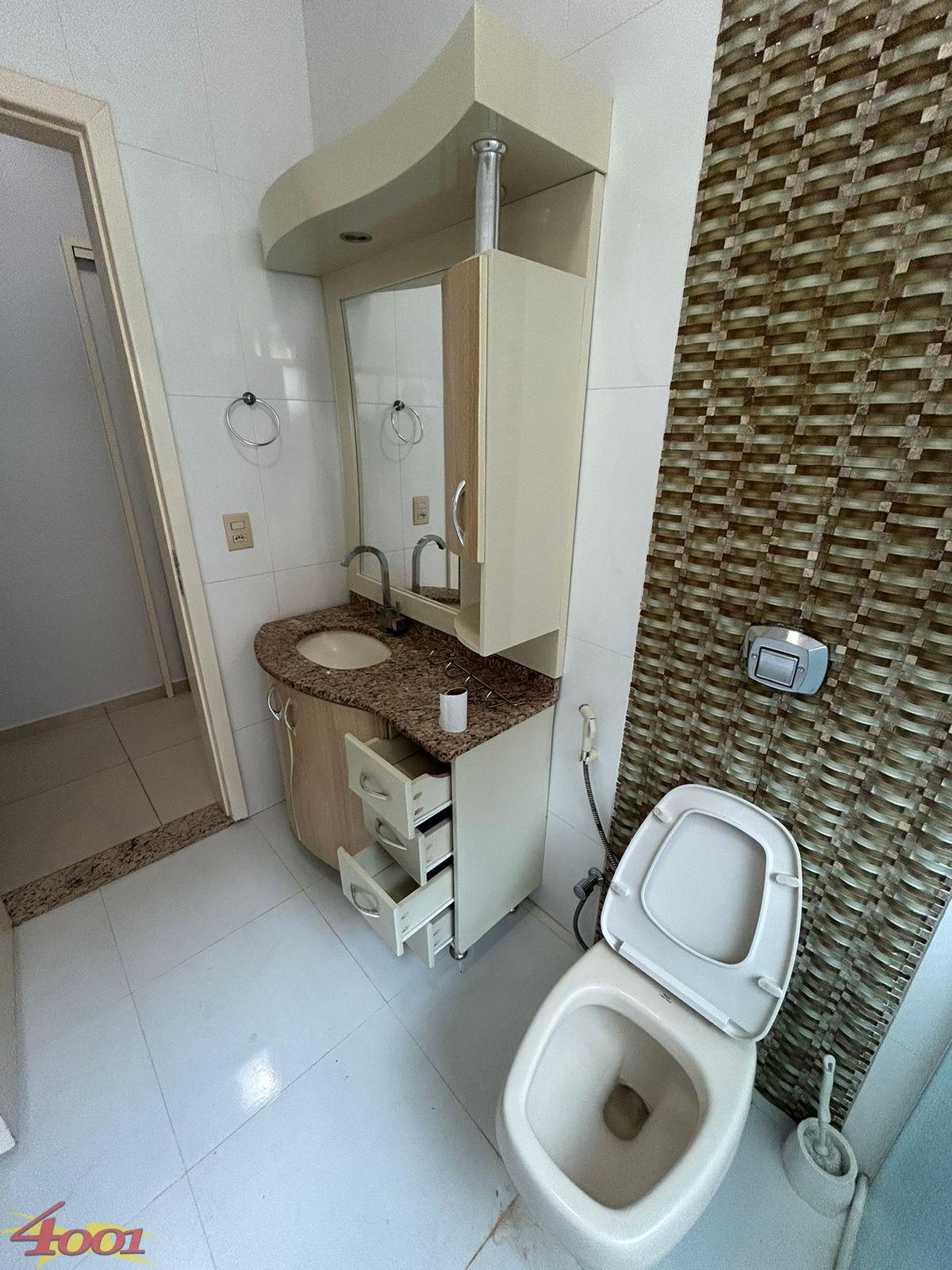 Casa com 3 dormitrios para locao, JARDIM HIGIENOPOLIS, GUAIRA - PR