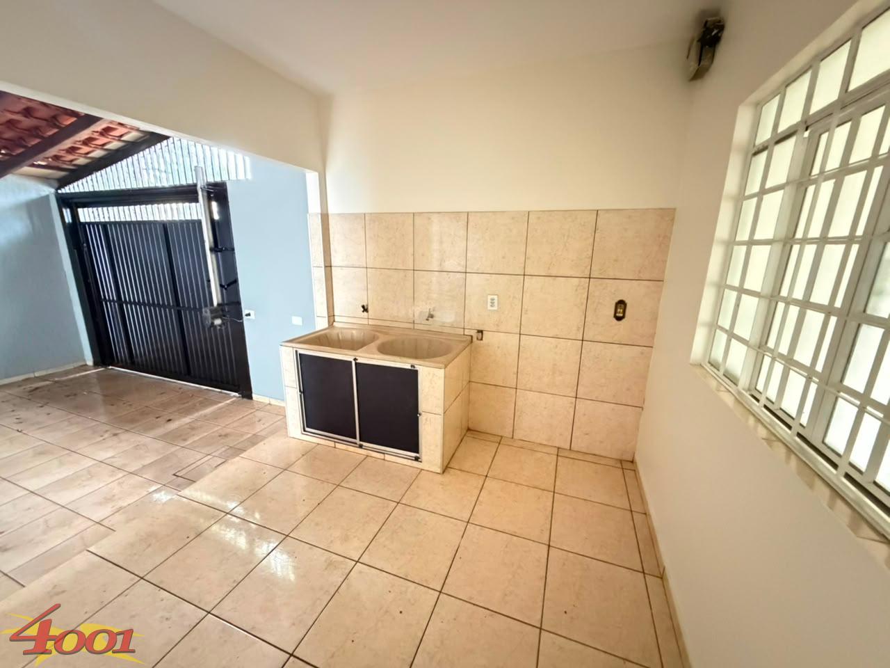 Casa com 3 dormitrios para locao, CENTRO, GUAIRA - PR
