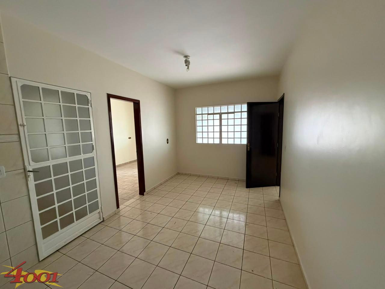 Casa com 3 dormitrios para locao, CENTRO, GUAIRA - PR