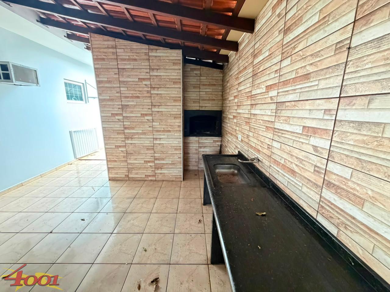 Casa com 3 dormitrios para locao, CENTRO, GUAIRA - PR