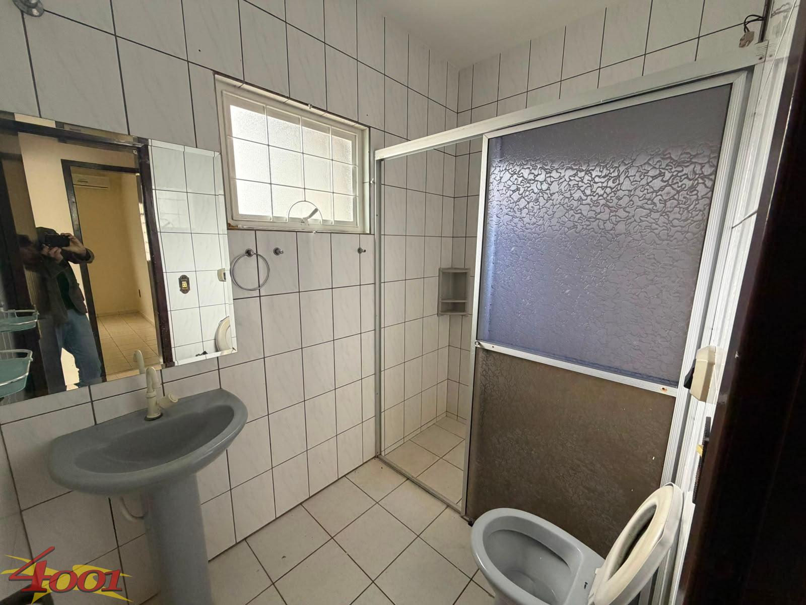Casa com 3 dormitrios para locao, CENTRO, GUAIRA - PR