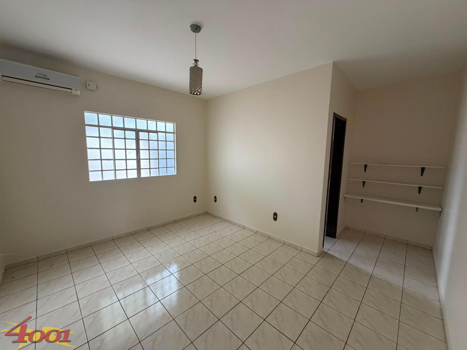 Casa com 3 dormitrios para locao, CENTRO, GUAIRA - PR