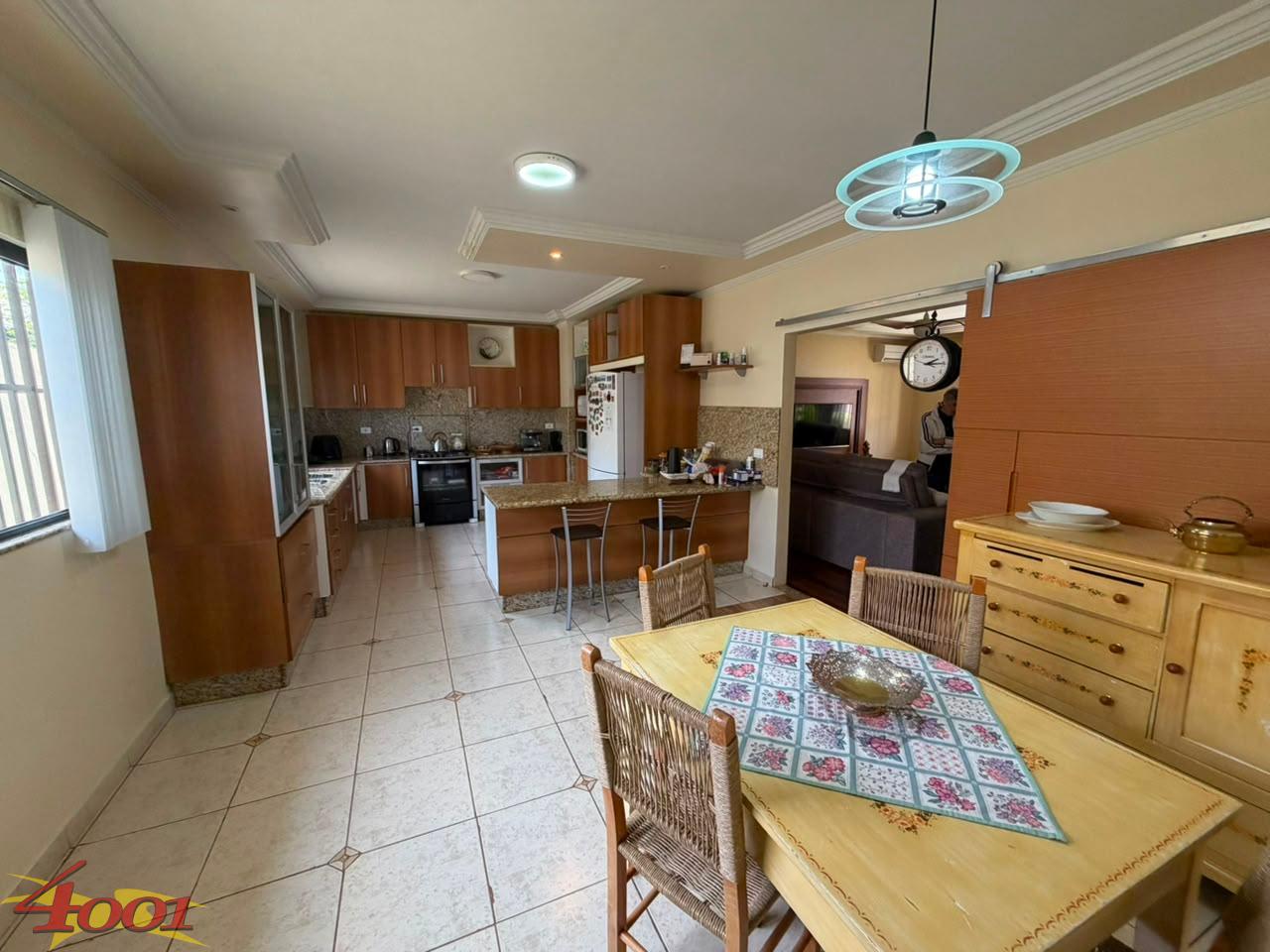 Casa com 3 dormitrios venda, CENTRO, GUAIRA - PR