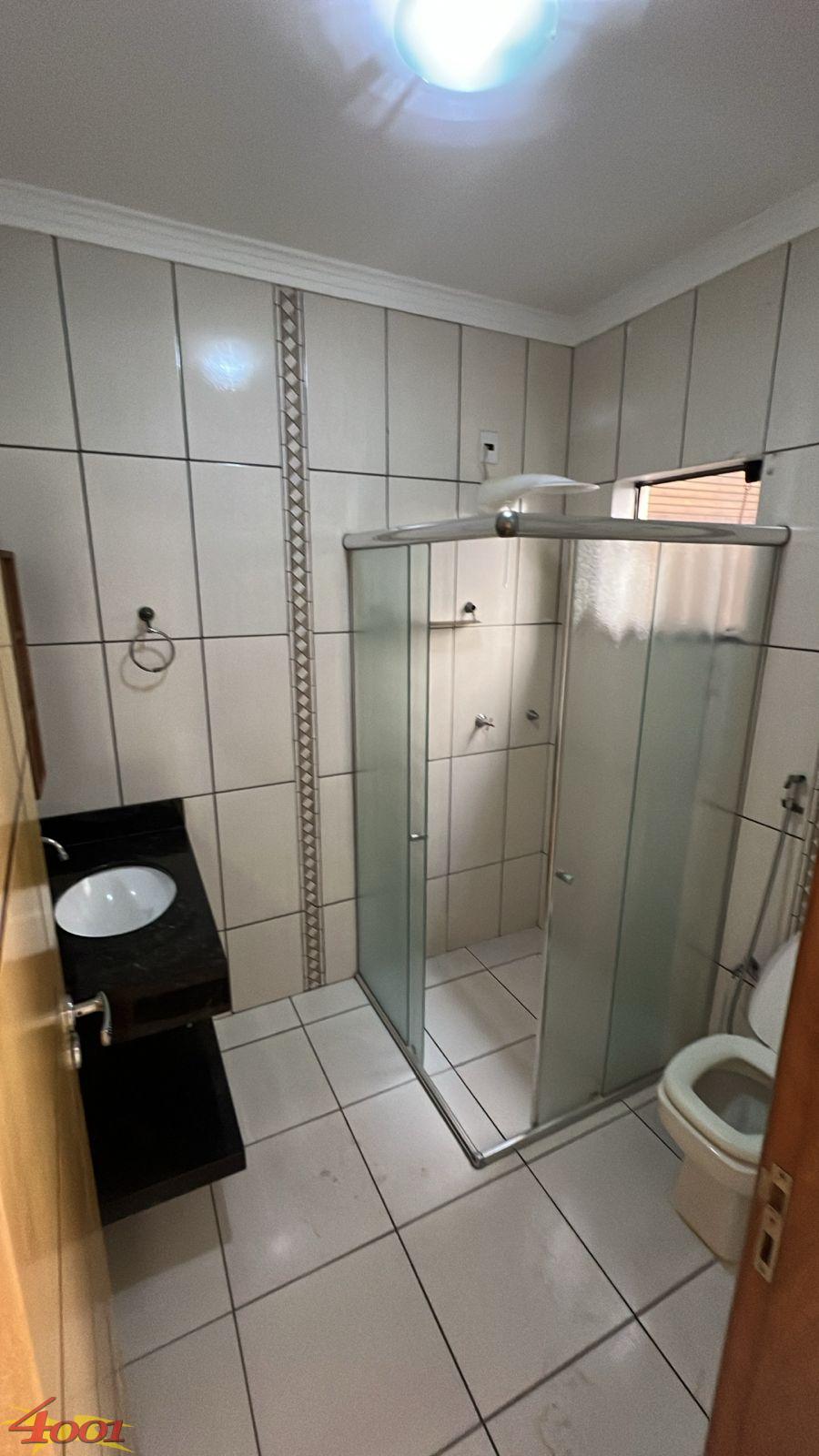 Casa com 3 dormitrios para locao, VILA HERMINIA, GUAIRA - PR