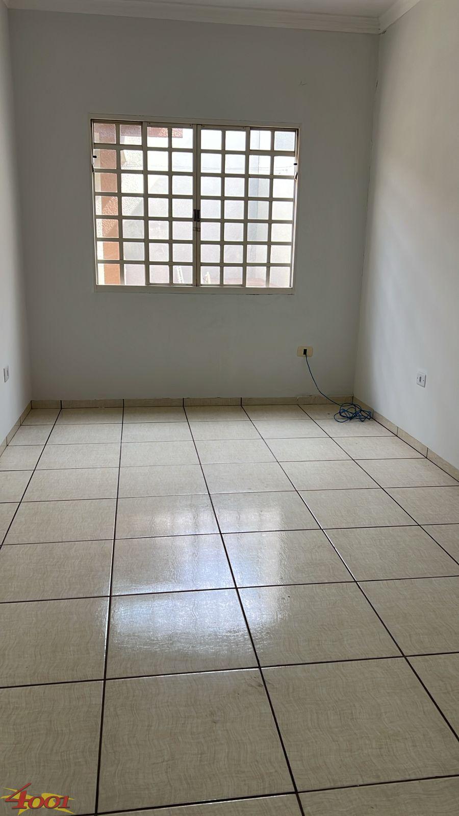 Casa com 3 dormitrios para locao, VILA HERMINIA, GUAIRA - PR