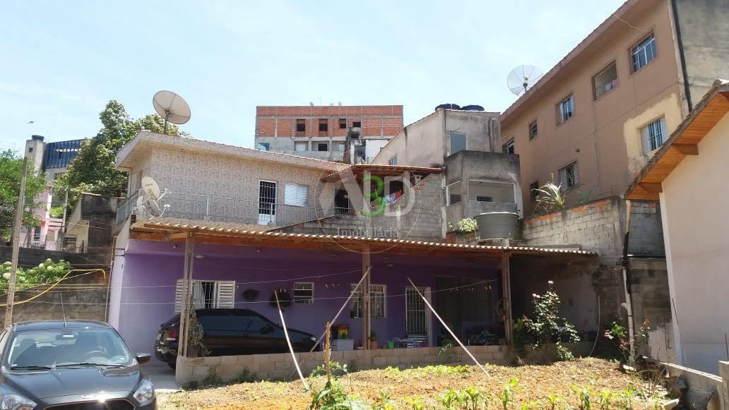 OPORTUNIDADE - CASA AMPLA EM FRANCISCO MORATO 8 MIN DO CENTRO