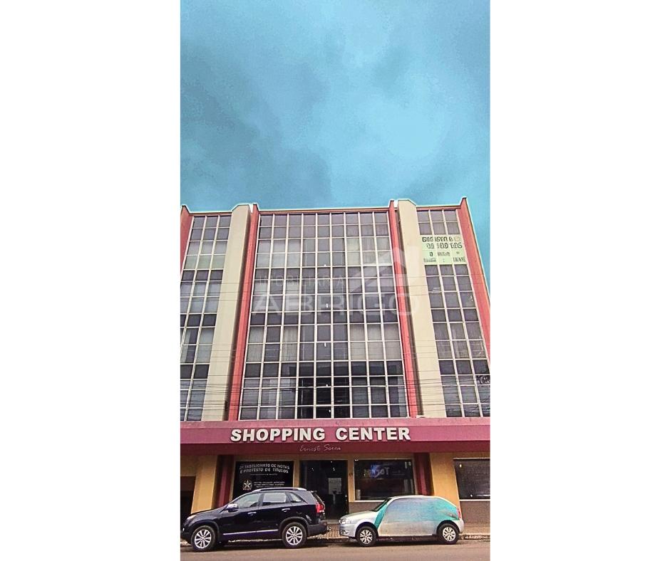 SALA COMERCIAL NO SHOPPING SCIREA - 2  ANDAR - 01 BANHEIRO  - 01 COPA  Garagem  Disponvel mediante