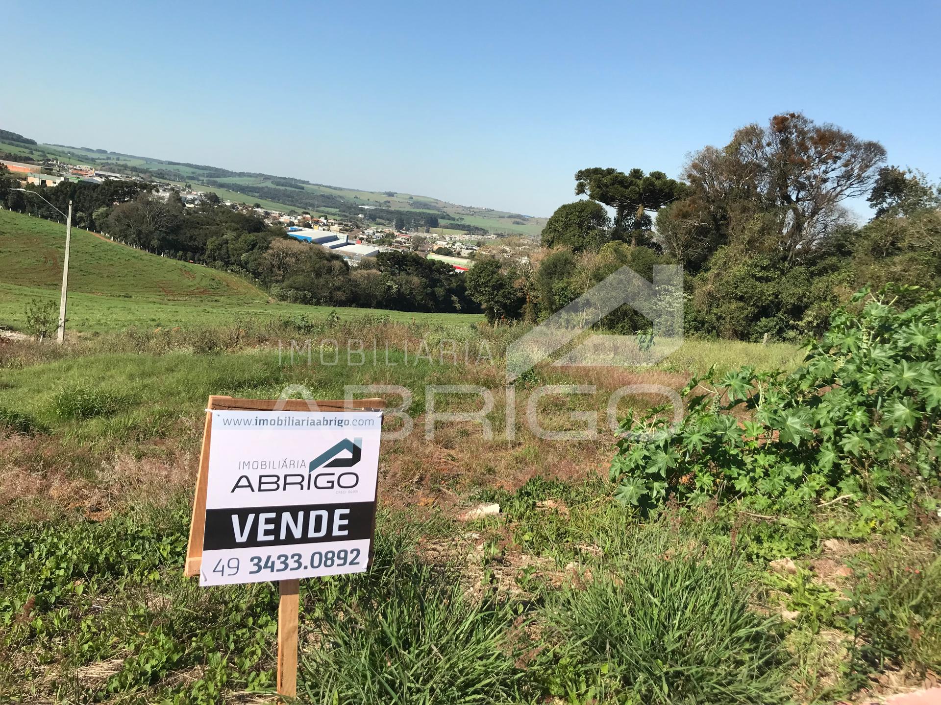 TERRENO DE ESQUINA NO PARQUE DAS TORRES - BAIRRO PRIMO TACCA