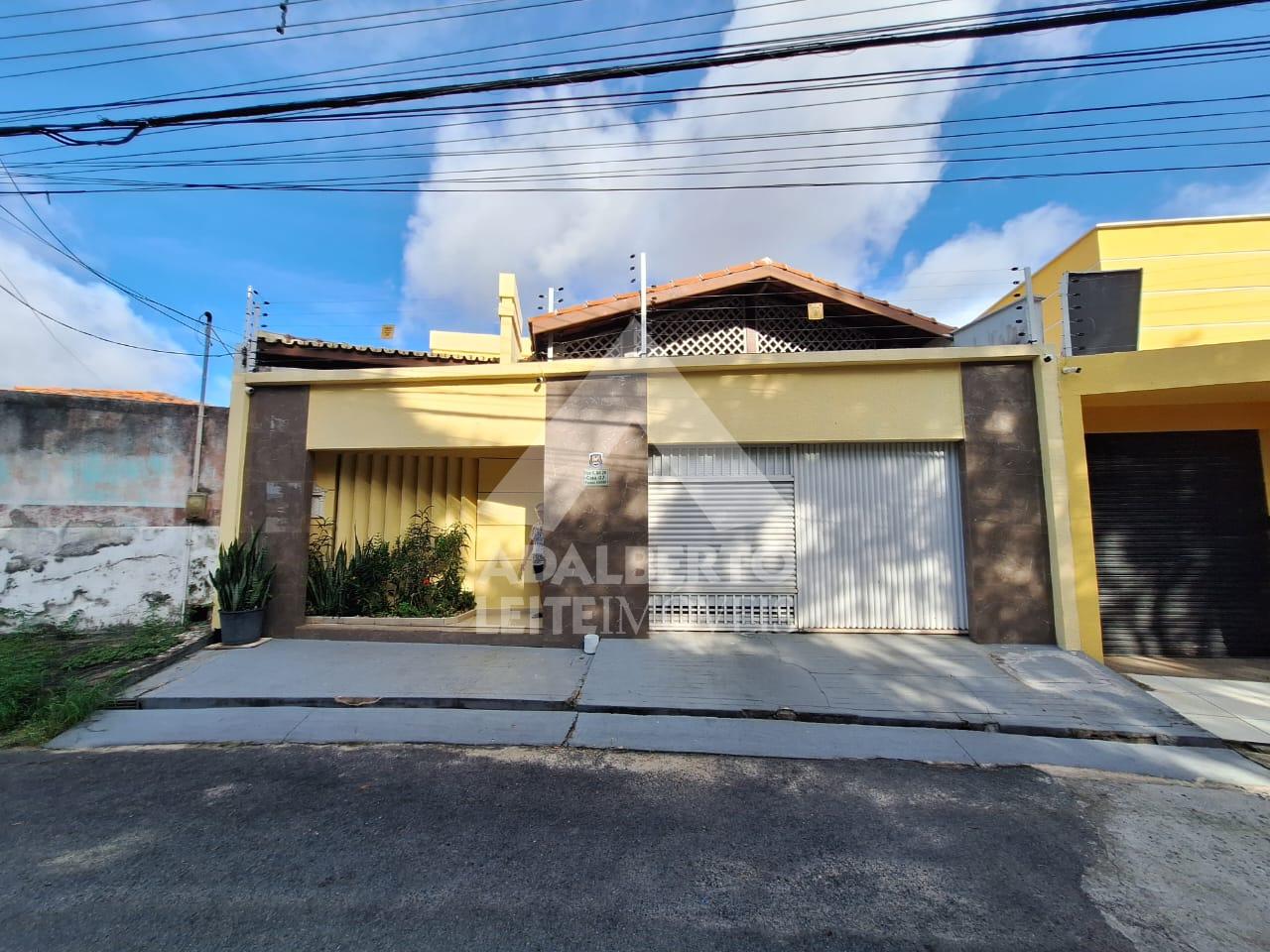 Casa, 3 quartos, 412 m² - Foto 1