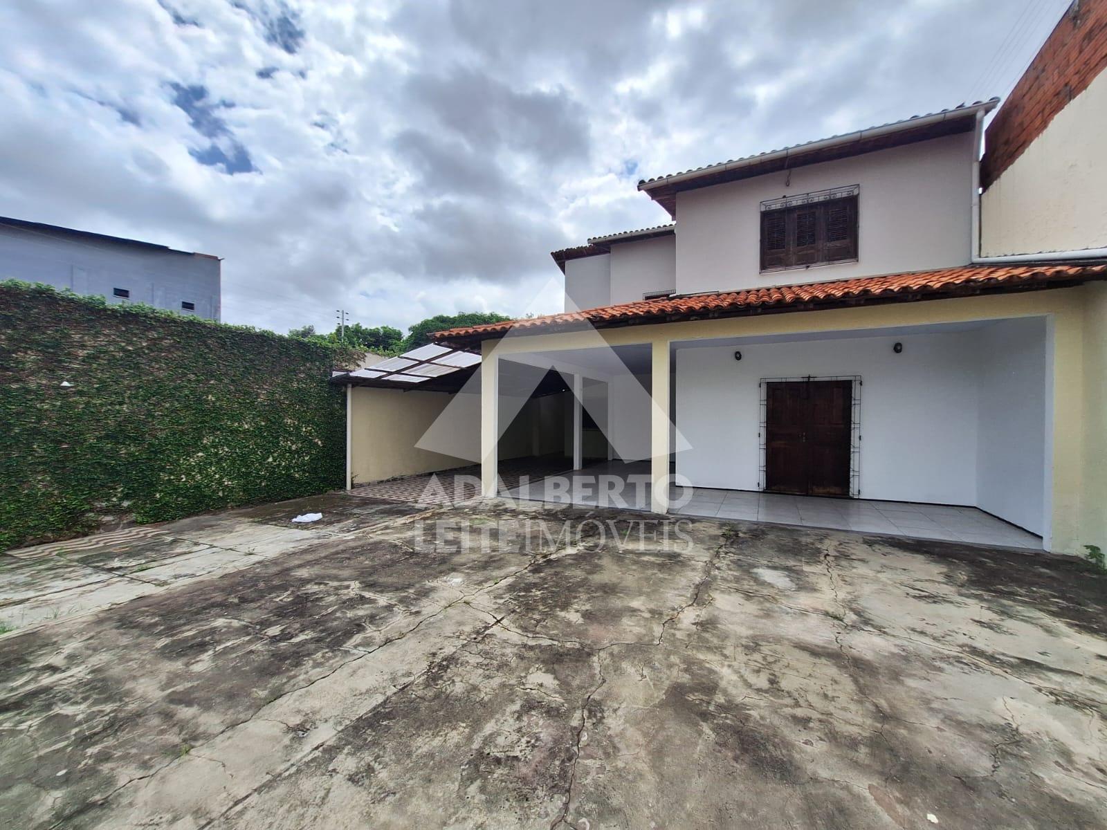Casa, 4 quartos, 307 m² - Foto 2