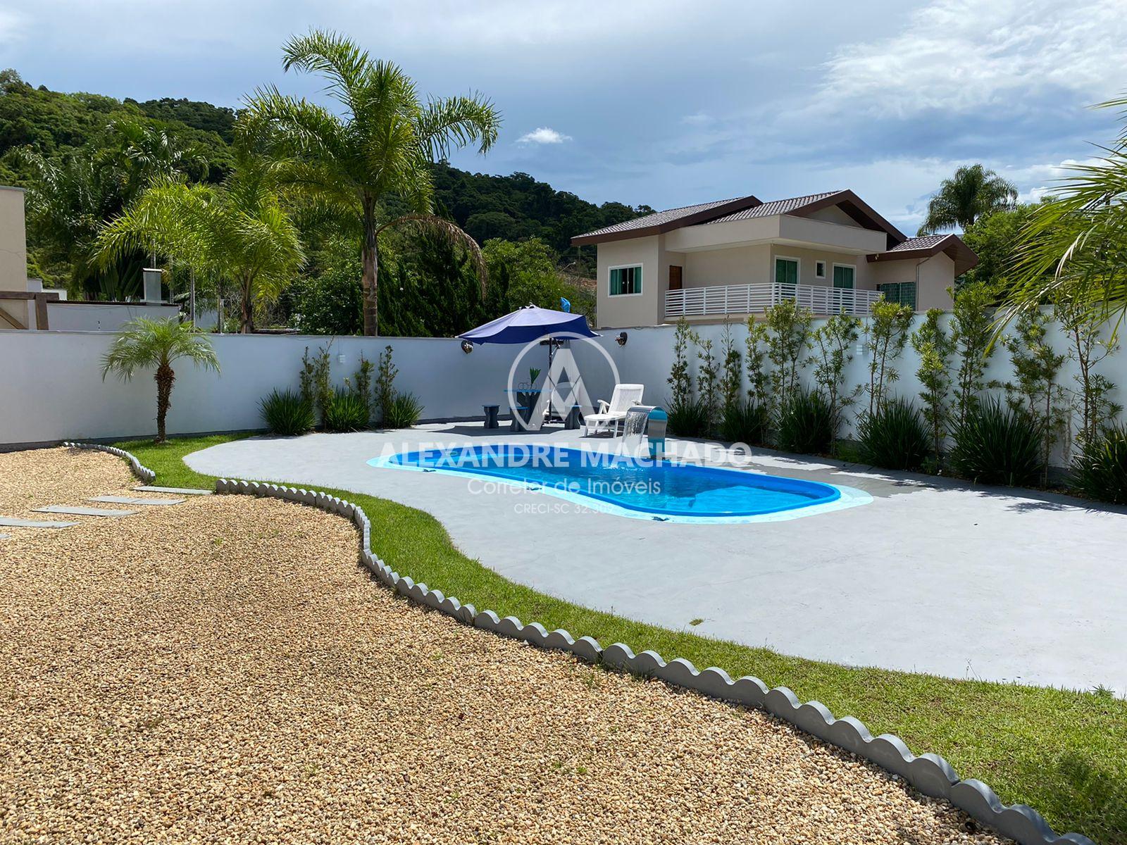 Casa à venda em loteamento de alto padrão em , BRUSQUE - SC