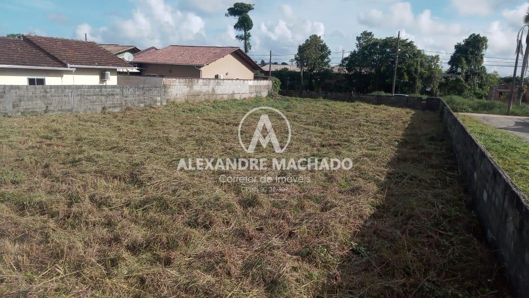 Terreno à venda no Centro de BARRA VELHA - SC, são 3 lotes juntos