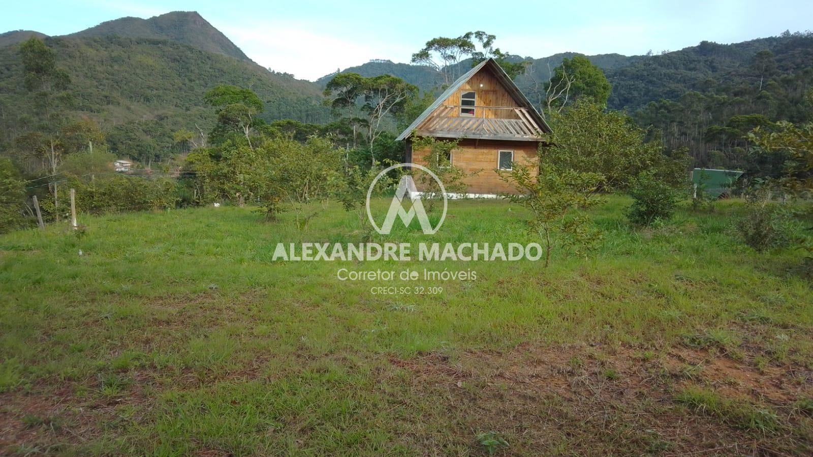 Chalé à venda no alto da colina no interior de CANELINHA - SC