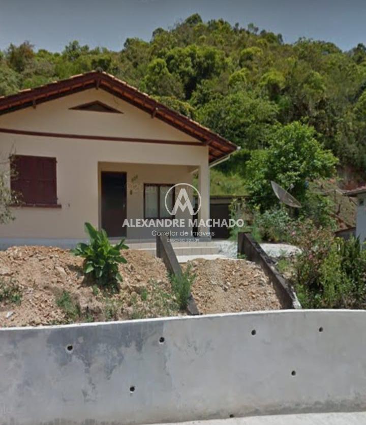 Estamos com uma bela oportunidade de investimento em Brusque. Casa na Ponta Russ