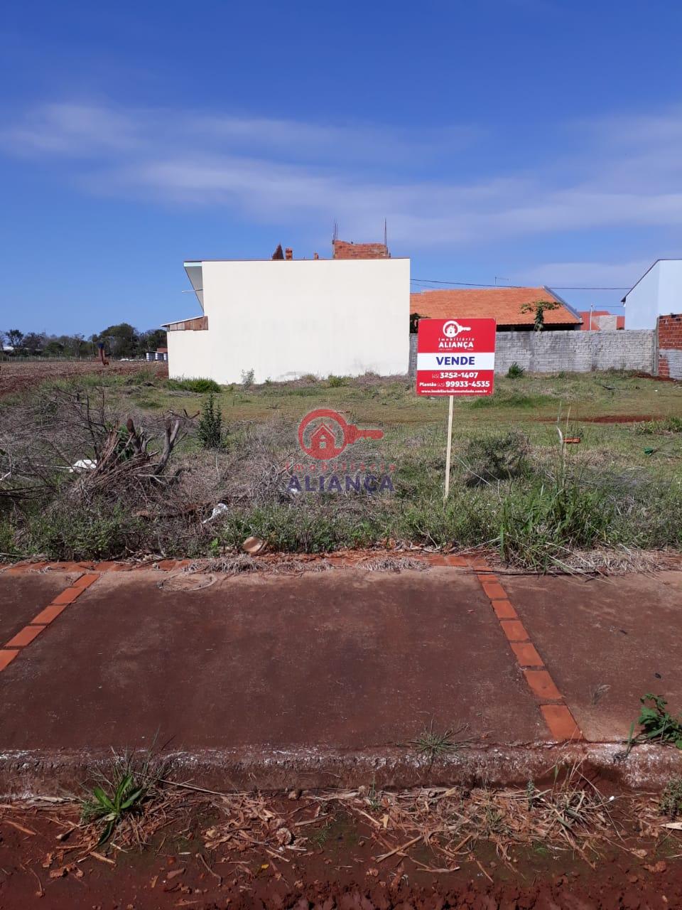 TERRENO LOCALIZADO NO PINHEIRINHO