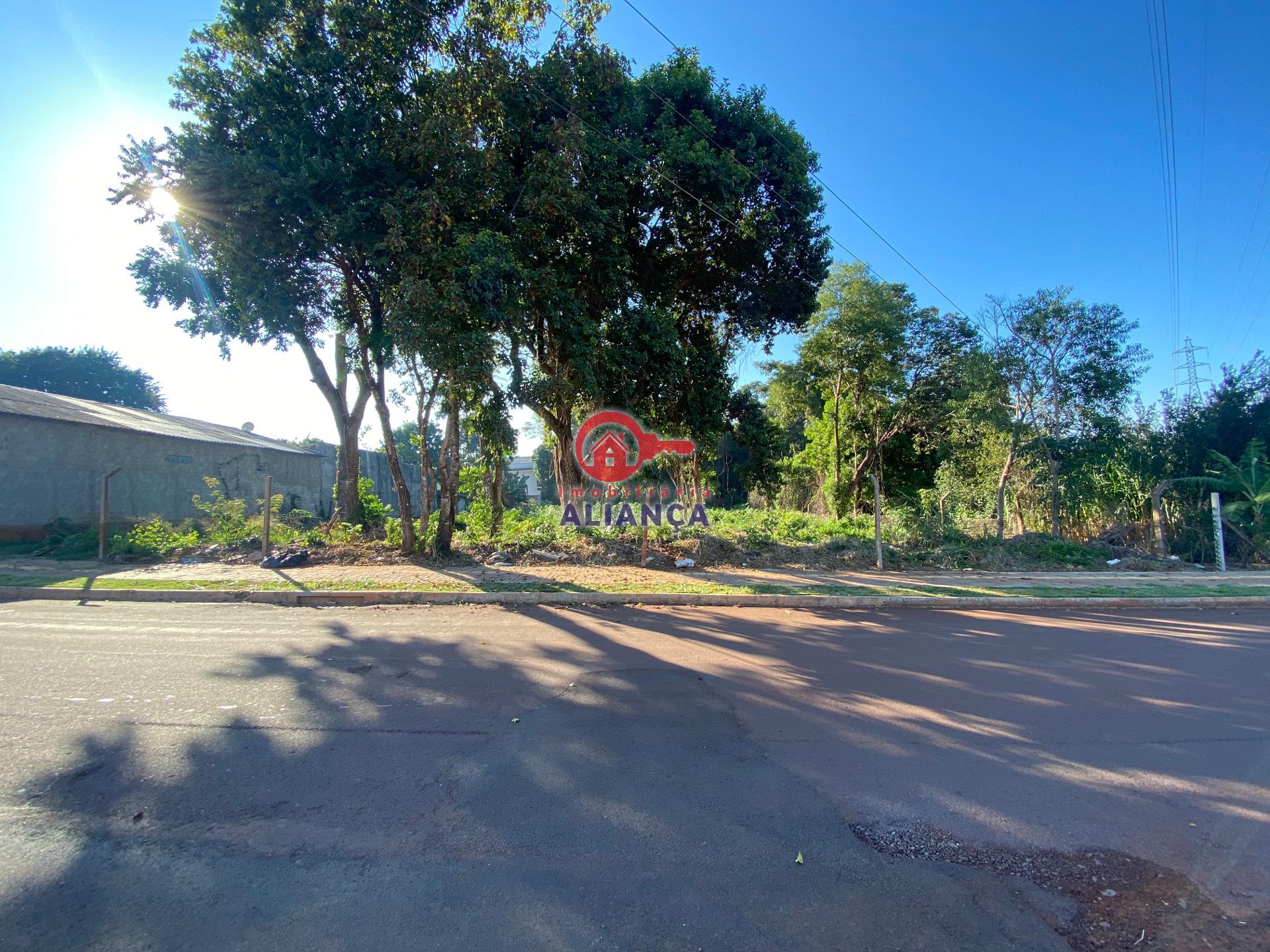 TERRENO NO JARDIM PANCERA
