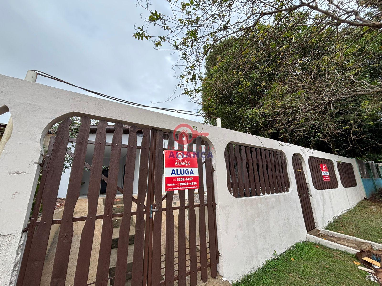 Casa com 2 dormitrios para locao, VILA PAULISTA, TOLEDO - PR