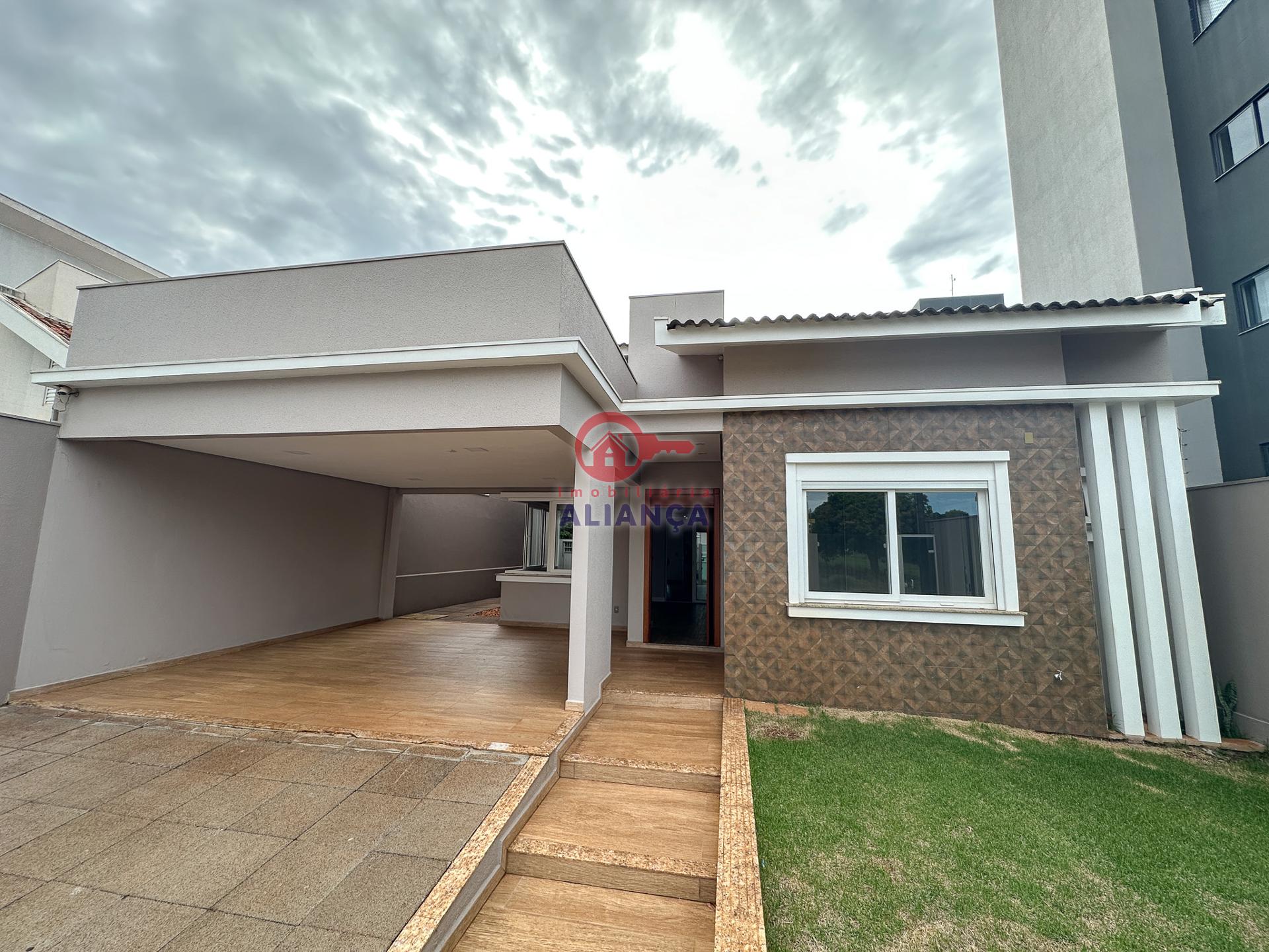 CASA COM PISCINA PARA LOCA??O NO JARDIM PANCERA EM TOLEDO - PR