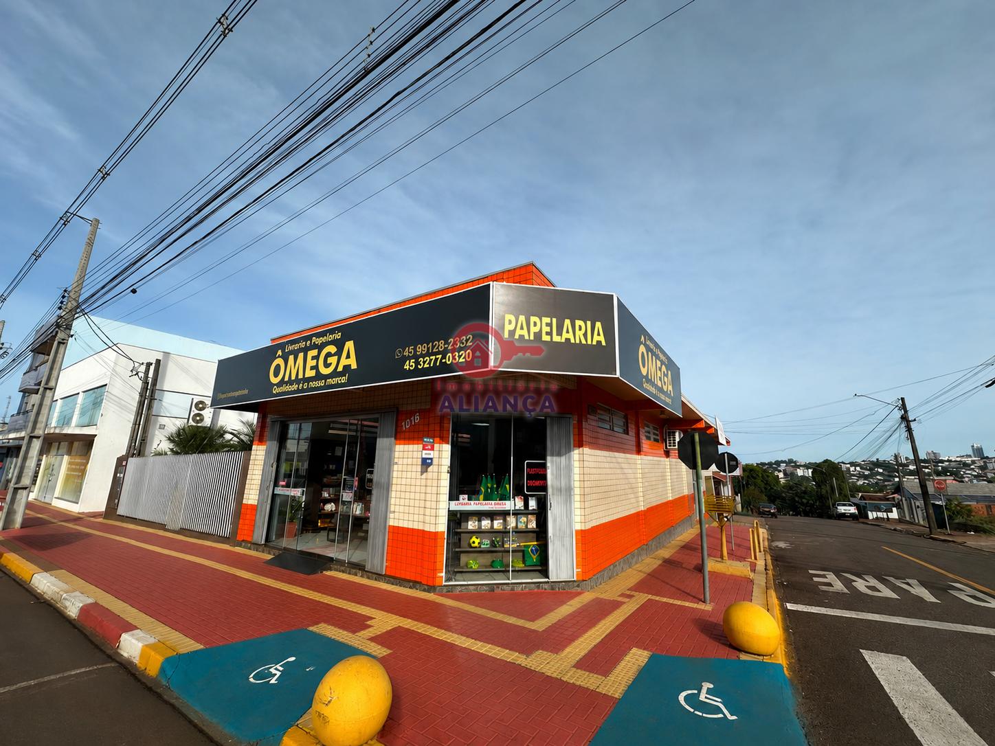 SALA COMERCIAL DISPON?VEL PARA LOCA??O NA VILA PIONEIRO EM TOL...