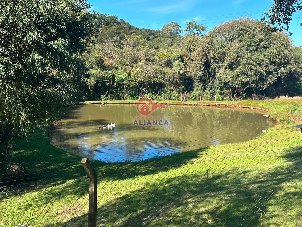EXCELENTE CH?CARA EM CONC?RDIA DO OESTE CONTENDO 24.200M?