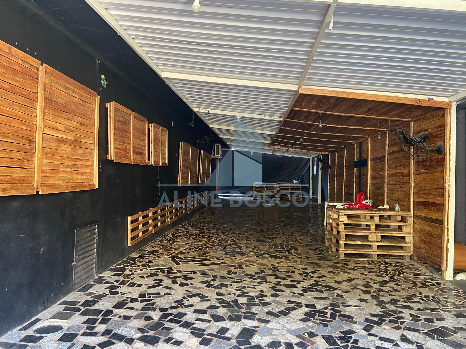 Casa comercial no Centro de Araraquara, pr?xima ao Parque Infa...