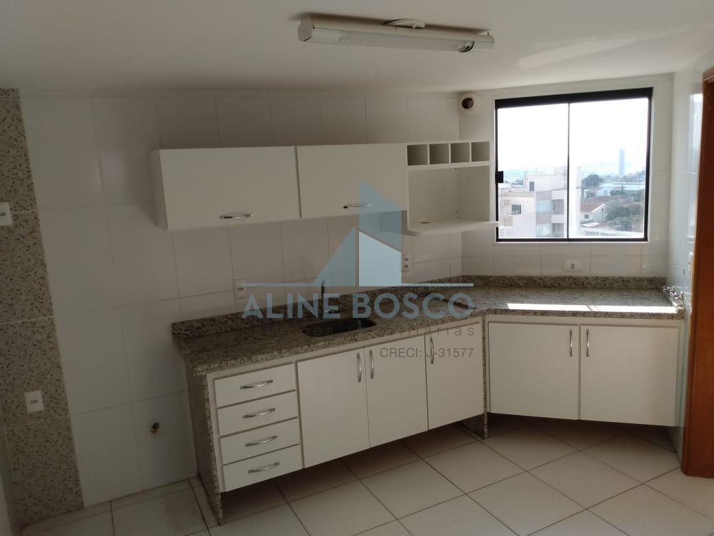 Apartamento com 3 dormit?rios sendo 1 suite ? venda, Centro, A...