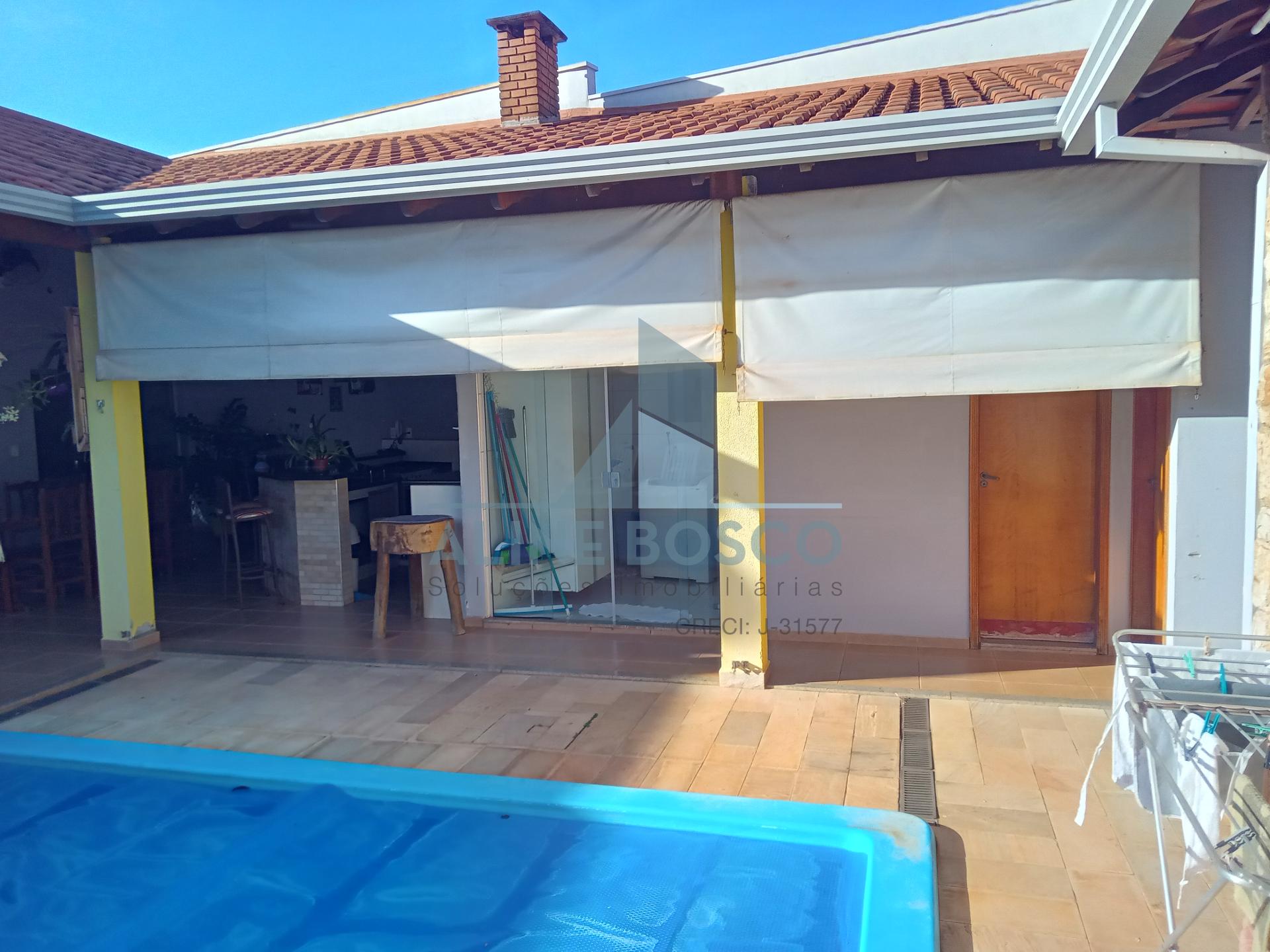 Casa a venda no Jardim das Esta??es com 3 dormit?rios sendo 1 ...