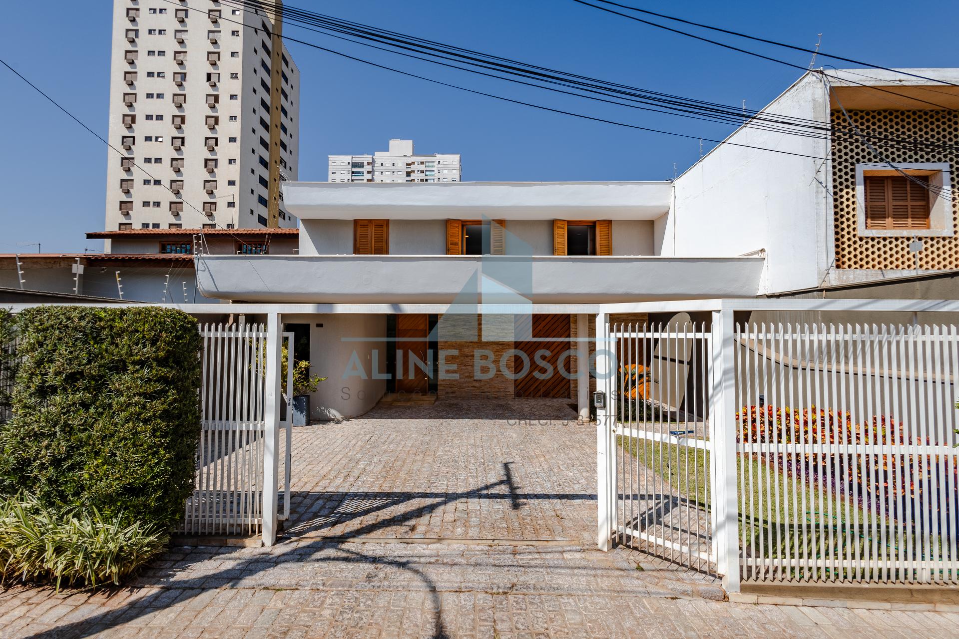 LINDO SOBRADO EM LOCAL PRIVILEGIADO NO CENTRO DE ARARAQUARA  SP 