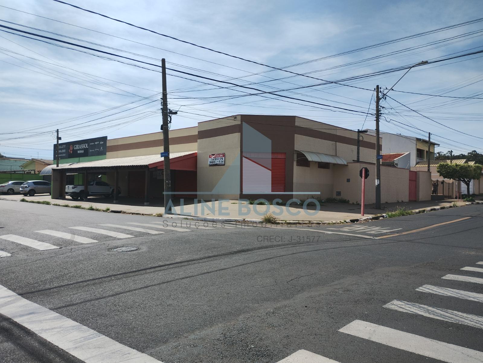 BARRAC?O COMERCIAL COM AMPLO SAL?O PARA COM?RCIO EM ARARAQUARA...