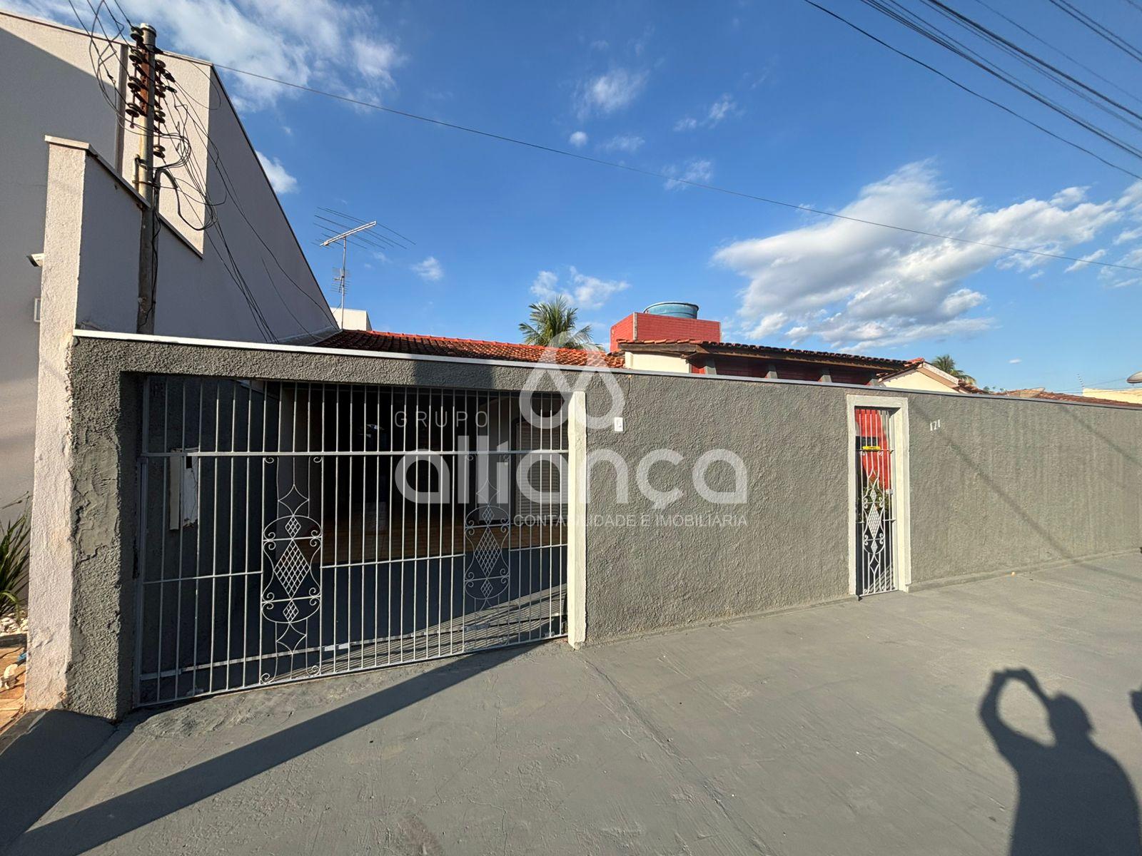 Casa com 4 dormitórios para locação, CAVALHADA II, CACERES - MT