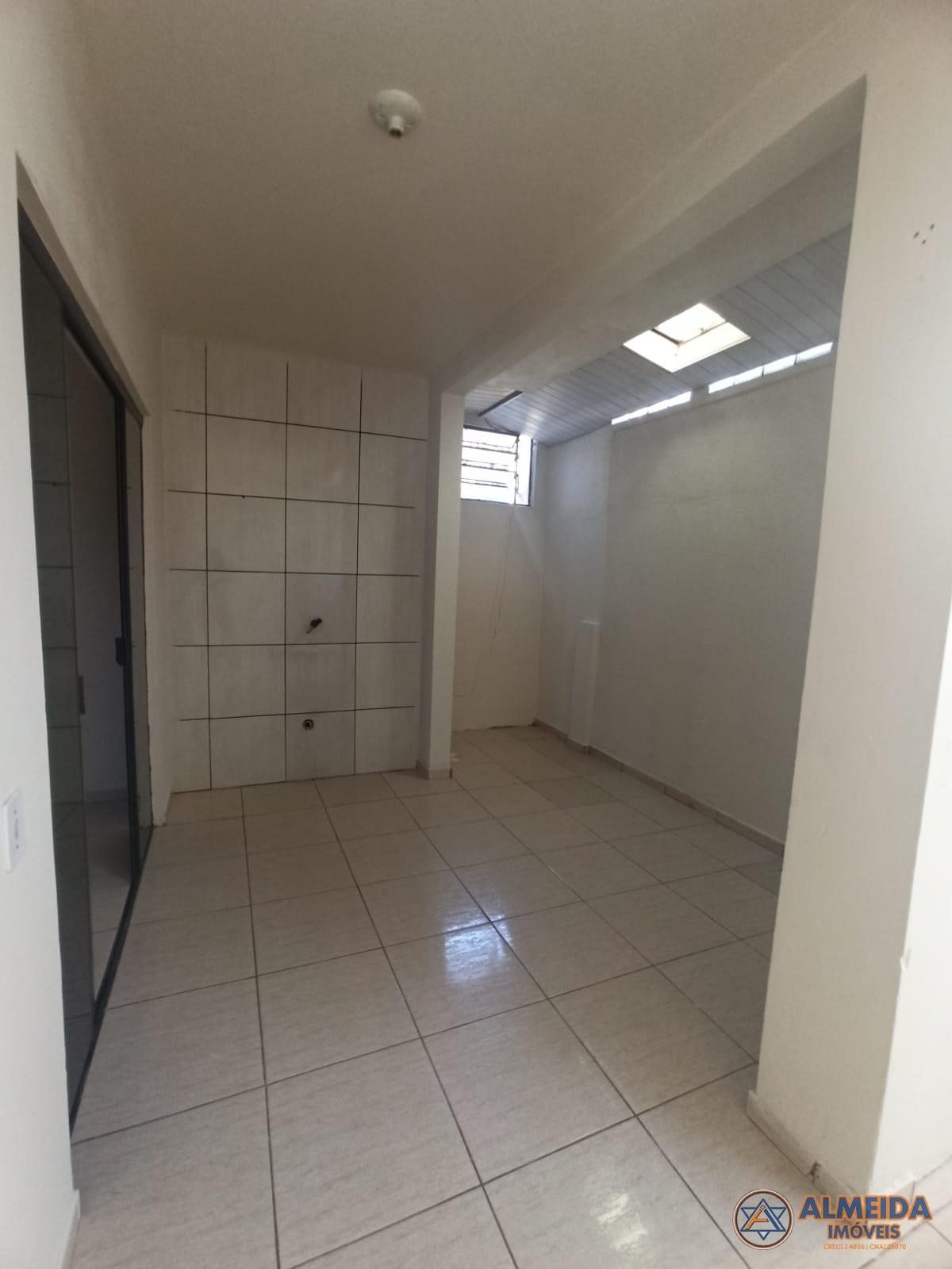 Casa com 2 dormitórios para locação, ESMERALDA, CASCAVEL - PR