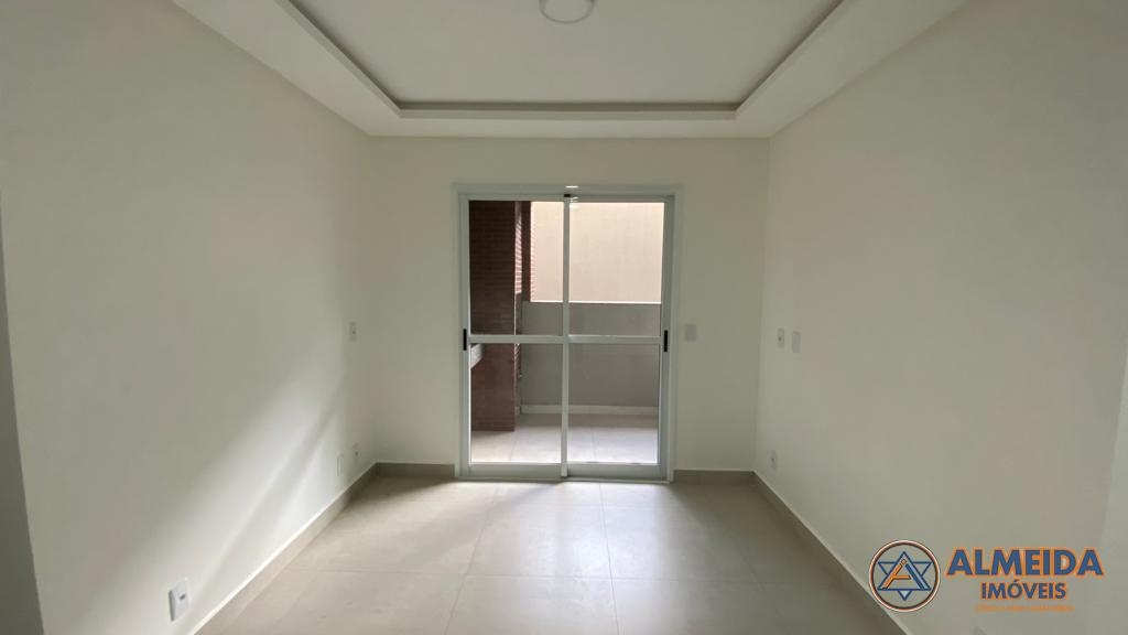 Apartamento com 2 dormitrios para locao,77.00 m , CASCAVEL - PR