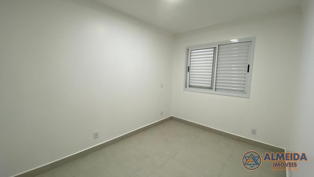Apartamento com 2 dormitrios para locao,77.00 m , CASCAVEL - PR