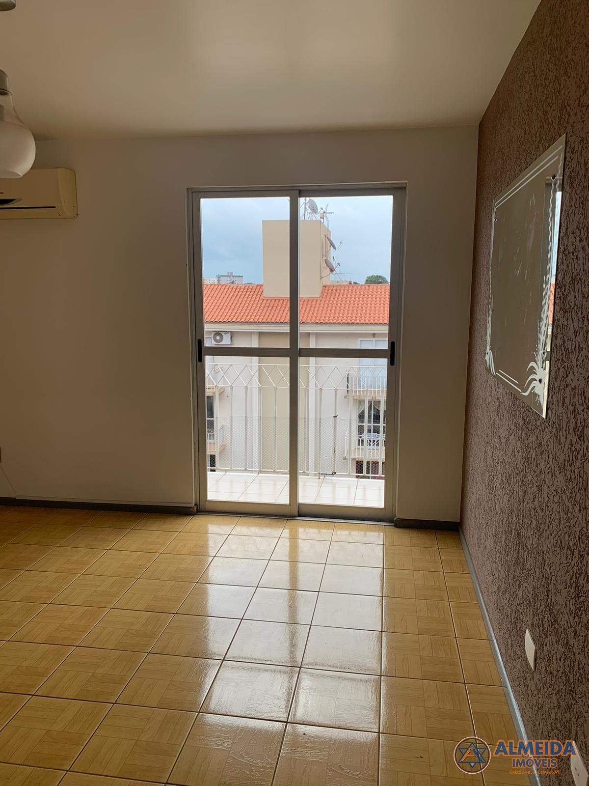 EXCELENTE APTO NO RESIDENCIAL RIO VERDE SEMI MOBILIADO