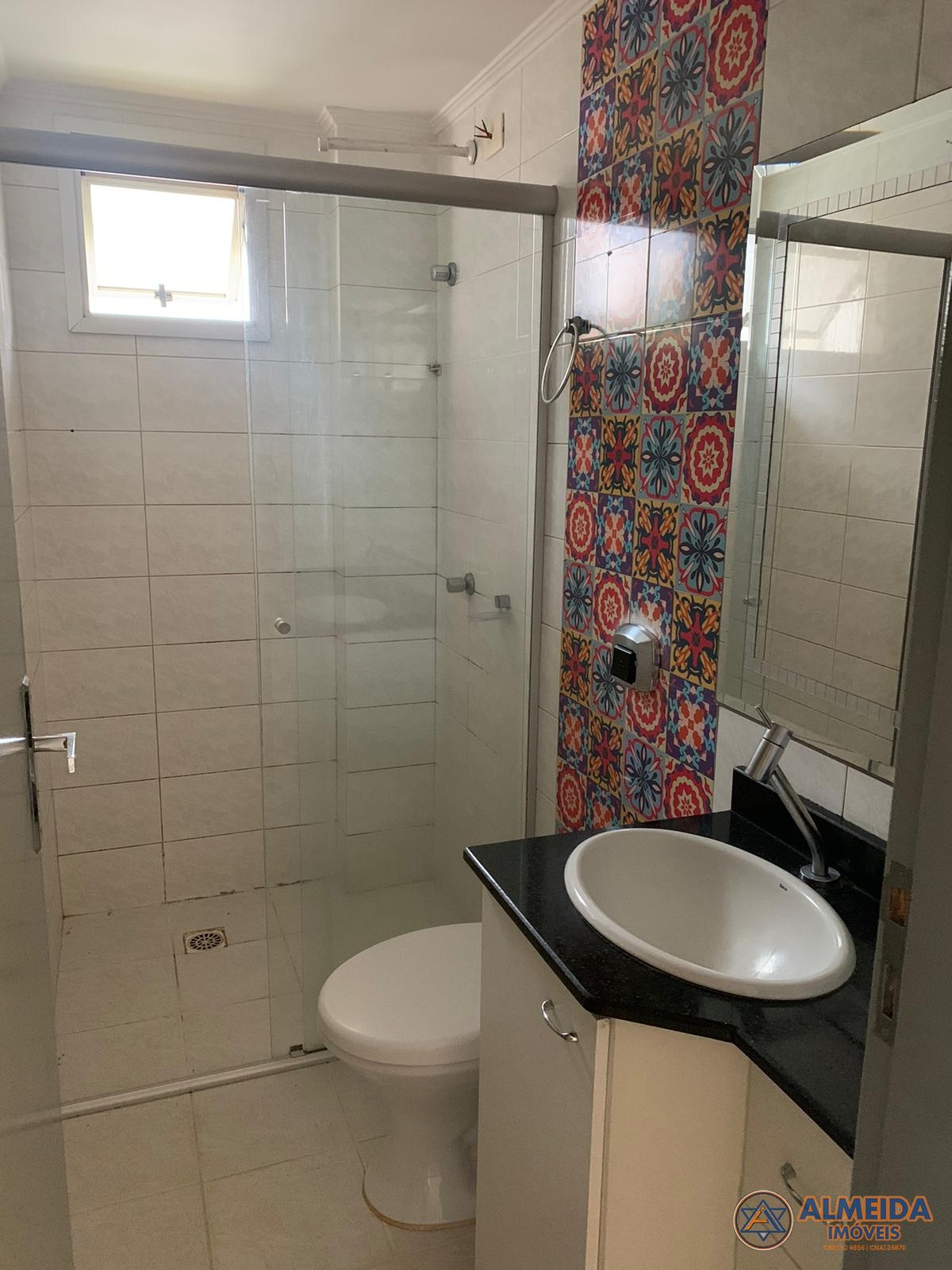 EXCELENTE APTO NO RESIDENCIAL RIO VERDE SEMI MOBILIADO
