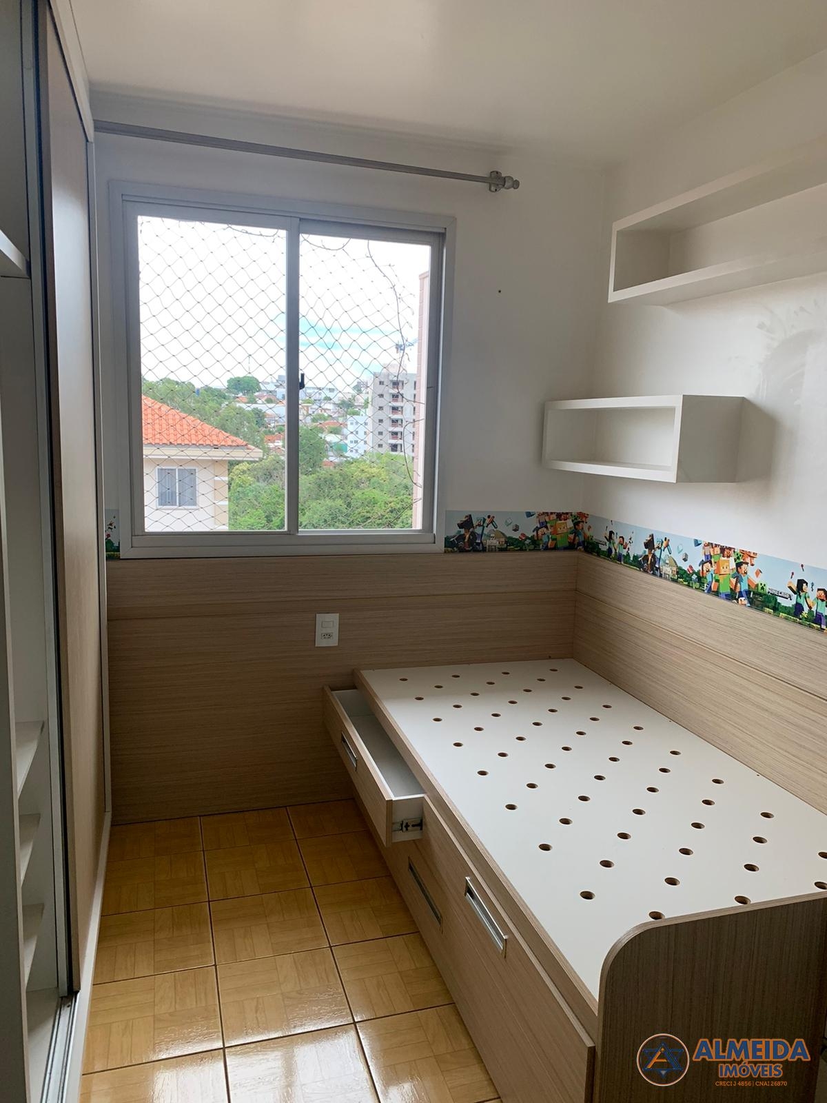 EXCELENTE APTO NO RESIDENCIAL RIO VERDE SEMI MOBILIADO