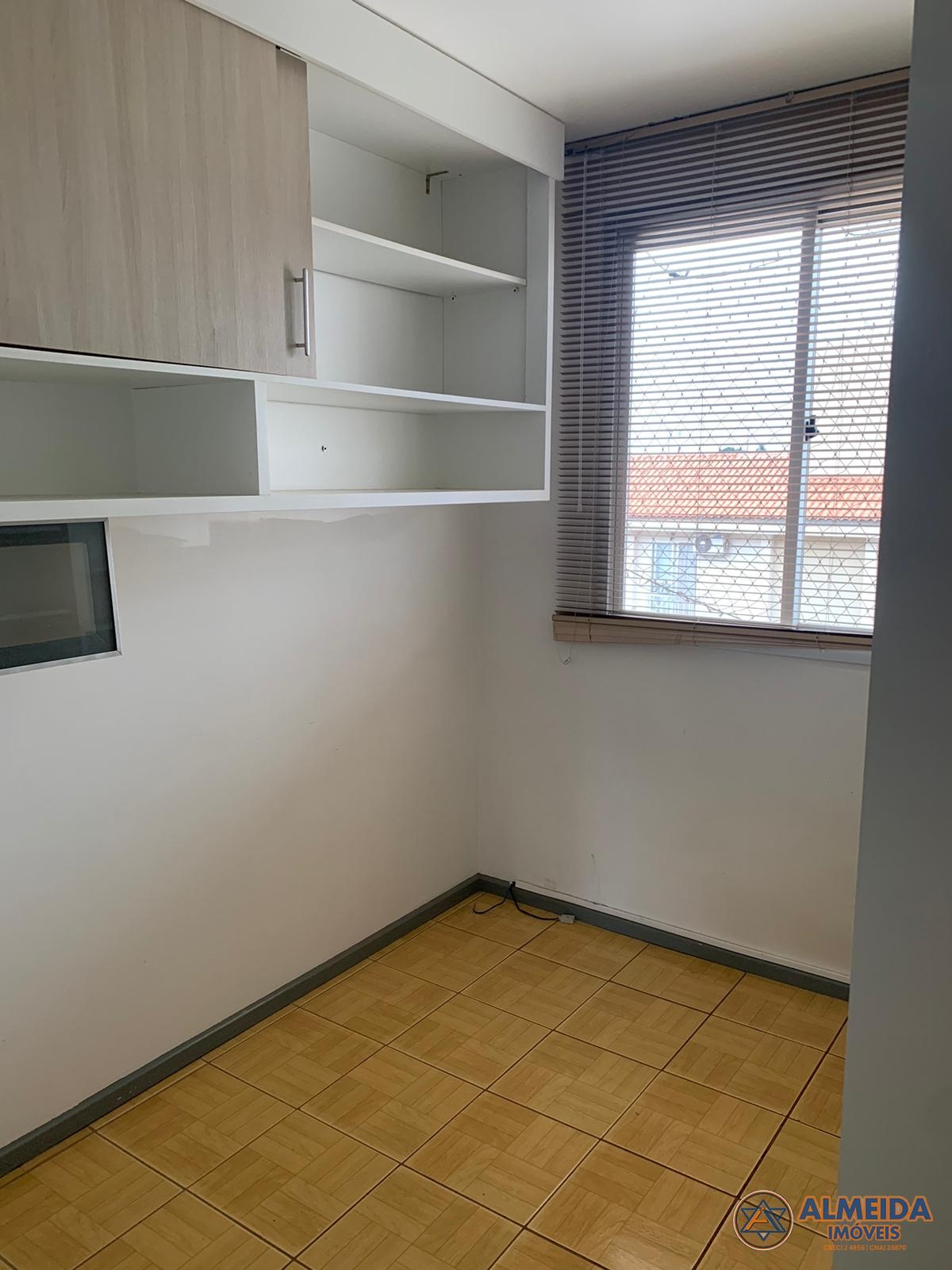 EXCELENTE APTO NO RESIDENCIAL RIO VERDE SEMI MOBILIADO