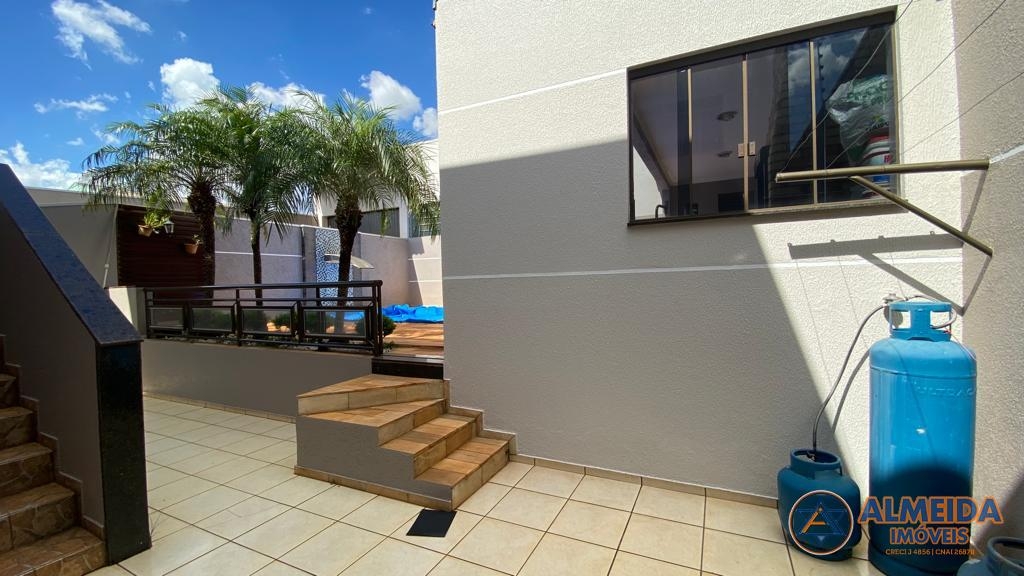 EXCELENTE IMOVEL RESIDENCIAL E COMERCIAL NO BAIRRO ALTO ALEGRE