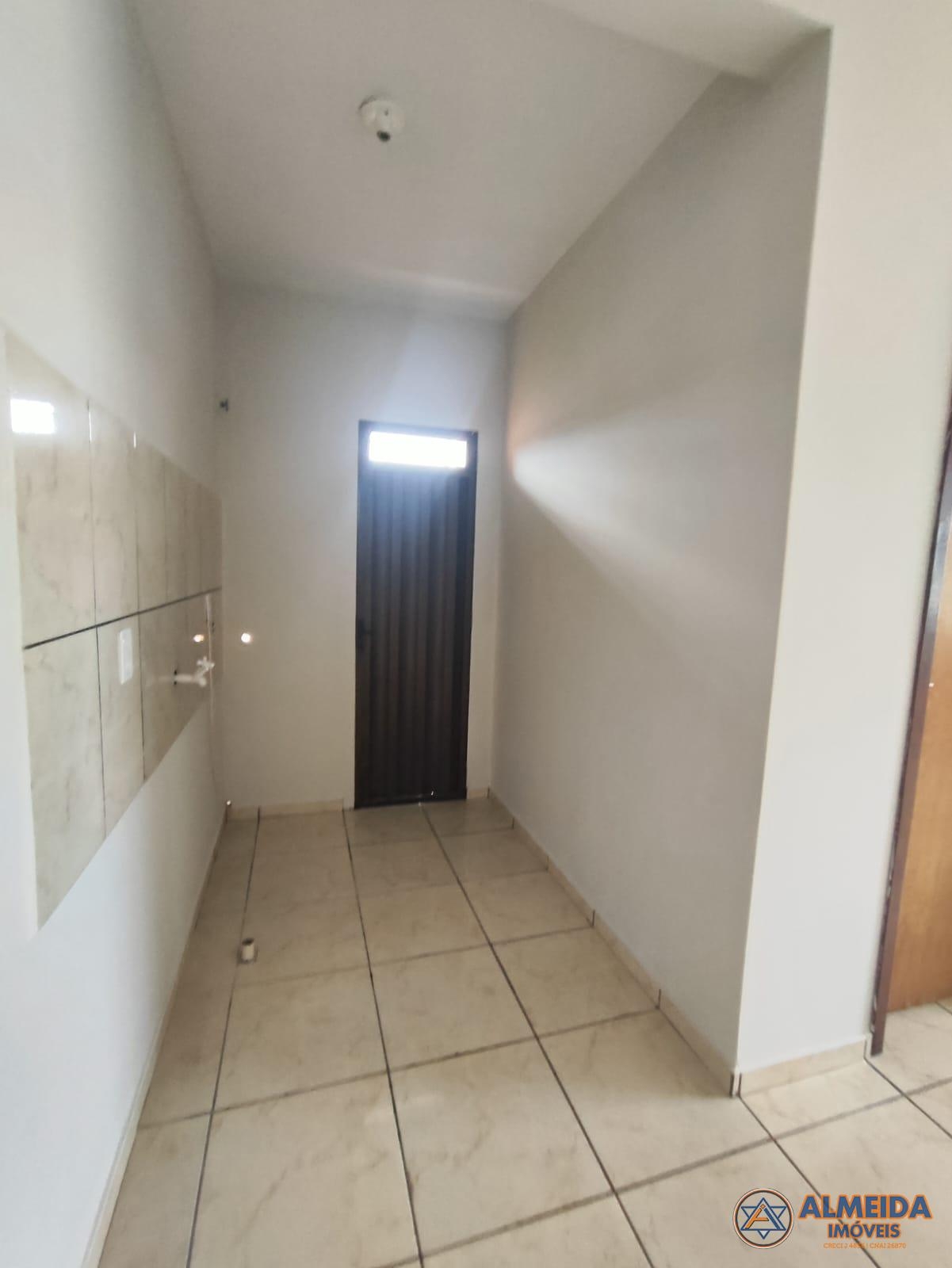 APTO DE 1 QUARTO A MEIA QUADRA DA UOPECCAN