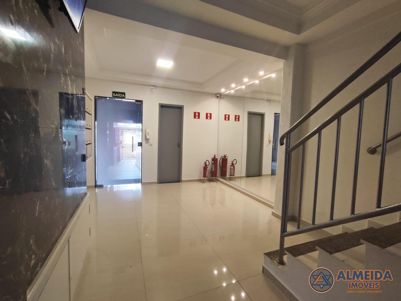 ED GLORIA APTO COM 2 QUARTOS PRXIMO DO CLUBE COMERCIAL , SACADA COM CHURRASQUEIRA