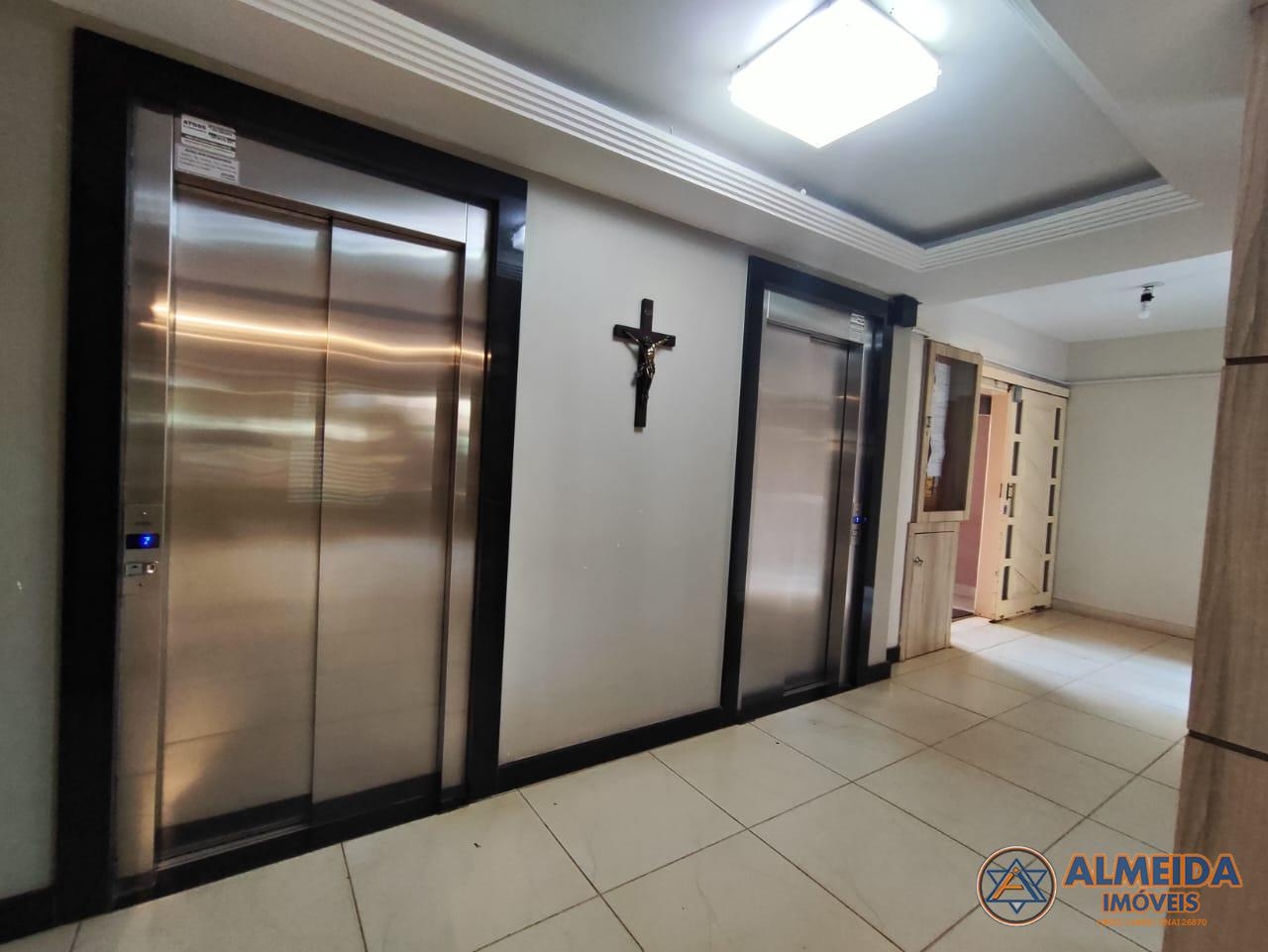 APTO COM 2 QUARTOS NO ED TORRE DO SOL I, PRÉDIO COM ELEVADOR