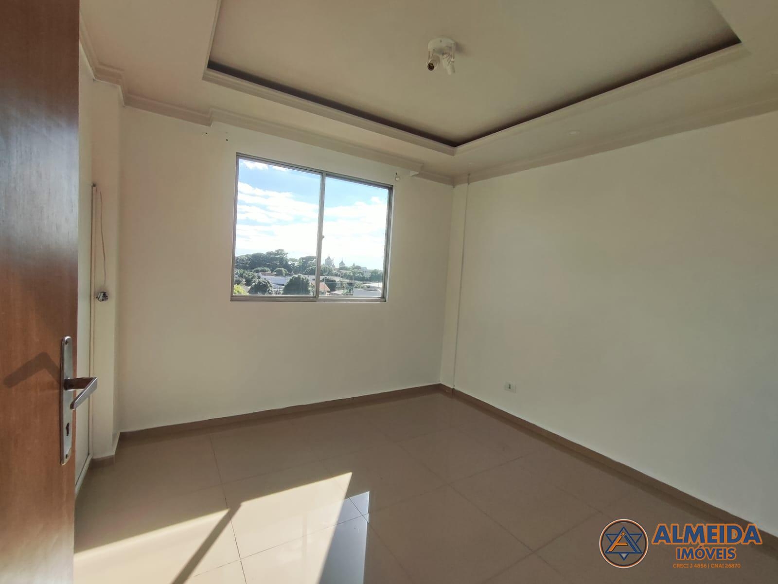 APTO COM 2 QUARTOS NO ED TORRE DO SOL I, PRDIO COM ELEVADOR