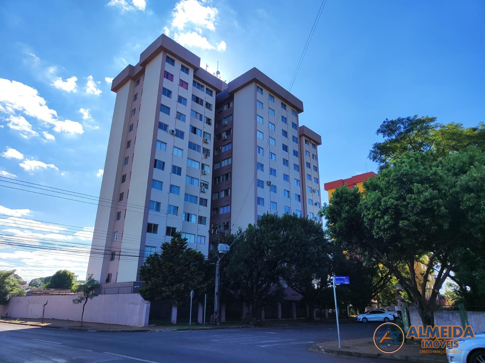 APTO COM 2 QUARTOS NO ED TORRE DO SOL I, PRÉDIO COM ELEVADOR