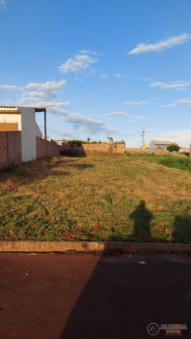 EXCELENTE TERRENO A VENDA NO LOTEAMENTO SANTA F? -SANTA TEREZA...