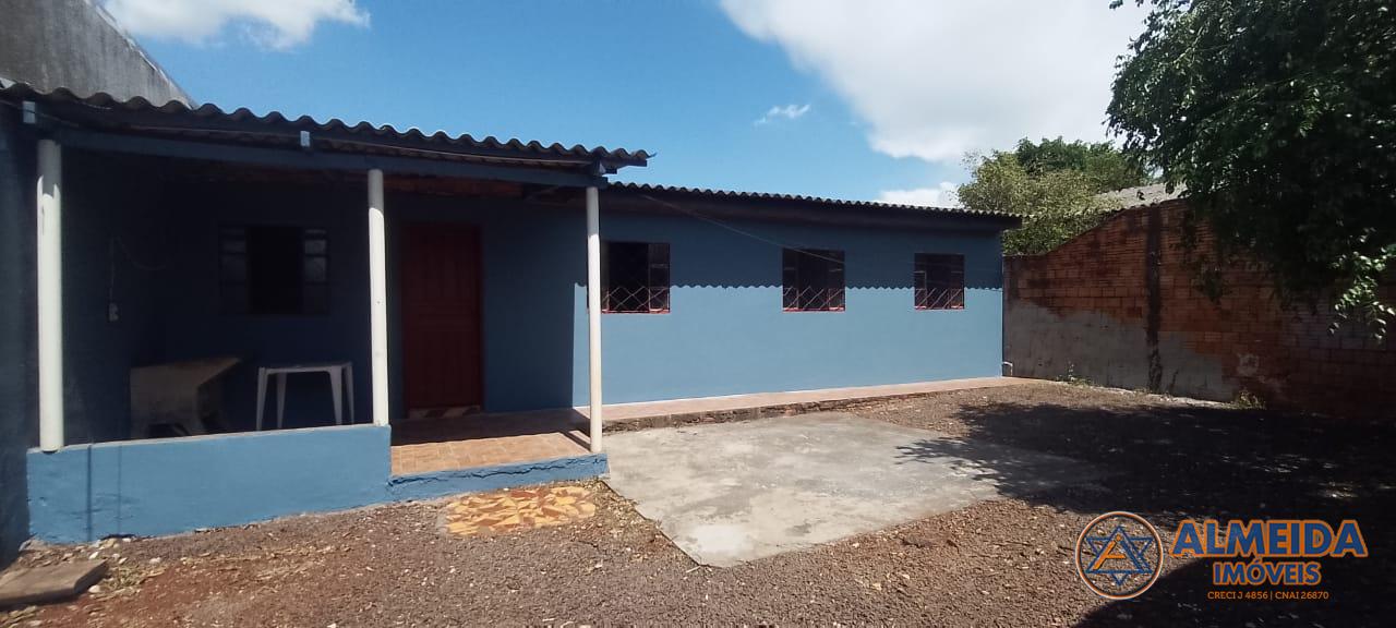 MEIO TERRENO COM 228M2 , COM CASA NO BAIRRO ESMERALDA PROXIMO ...