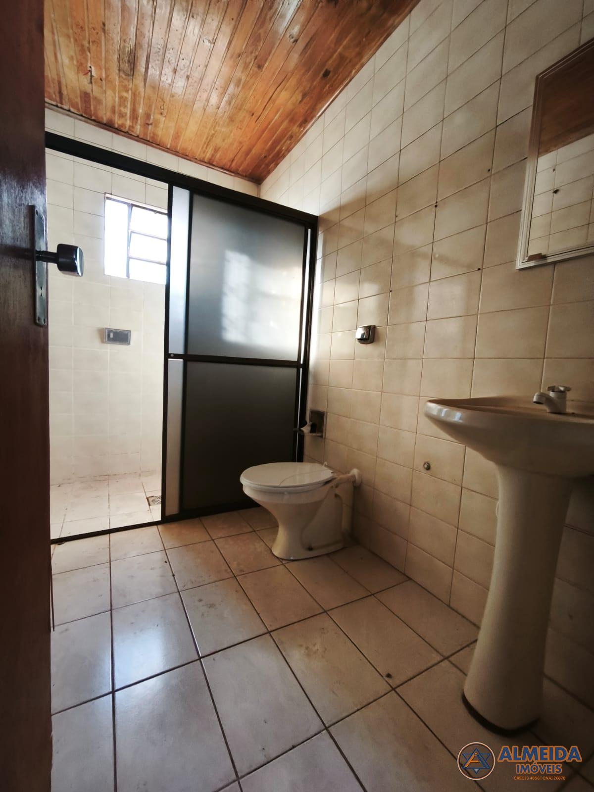 CASA AMPLA PARA LOCAO NO JARDIM CONSOLATA PROXIMO IGREJA CATLICA