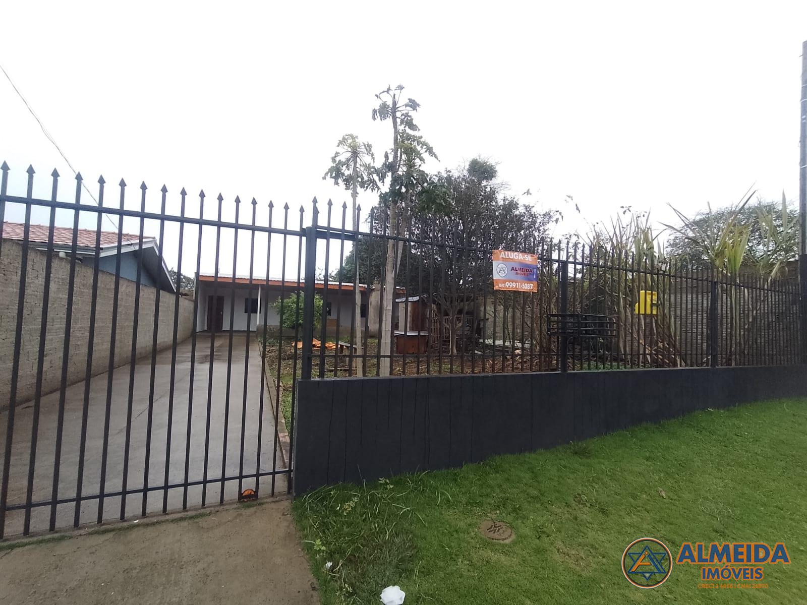 EXCELENTE CASA PARA LOCAÇÃO LOCALIZADO NO BAIRRO JARDIM UNIVER...