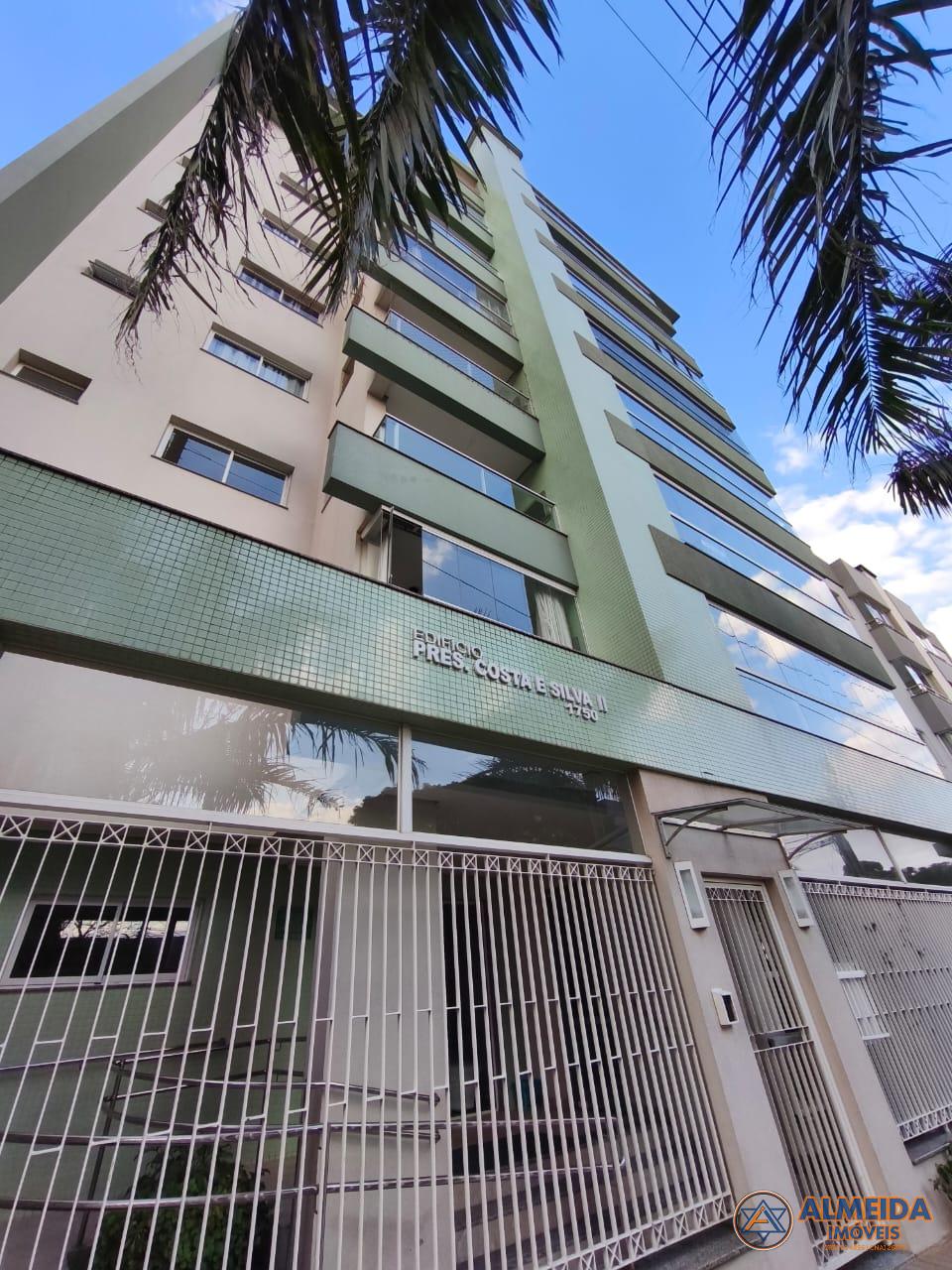 APARTAMENTO SEMIMOBILIADO PARA VENDA NO EDIFÍCIO COSTA E SILVA...