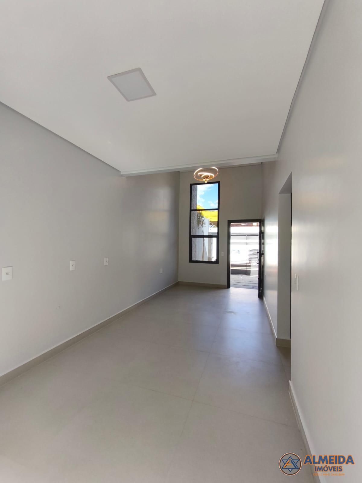 CASAS NOVAS COM SUITE, ÁREA GOURMET, SOBRA DE TERRENO NO BAIRR...