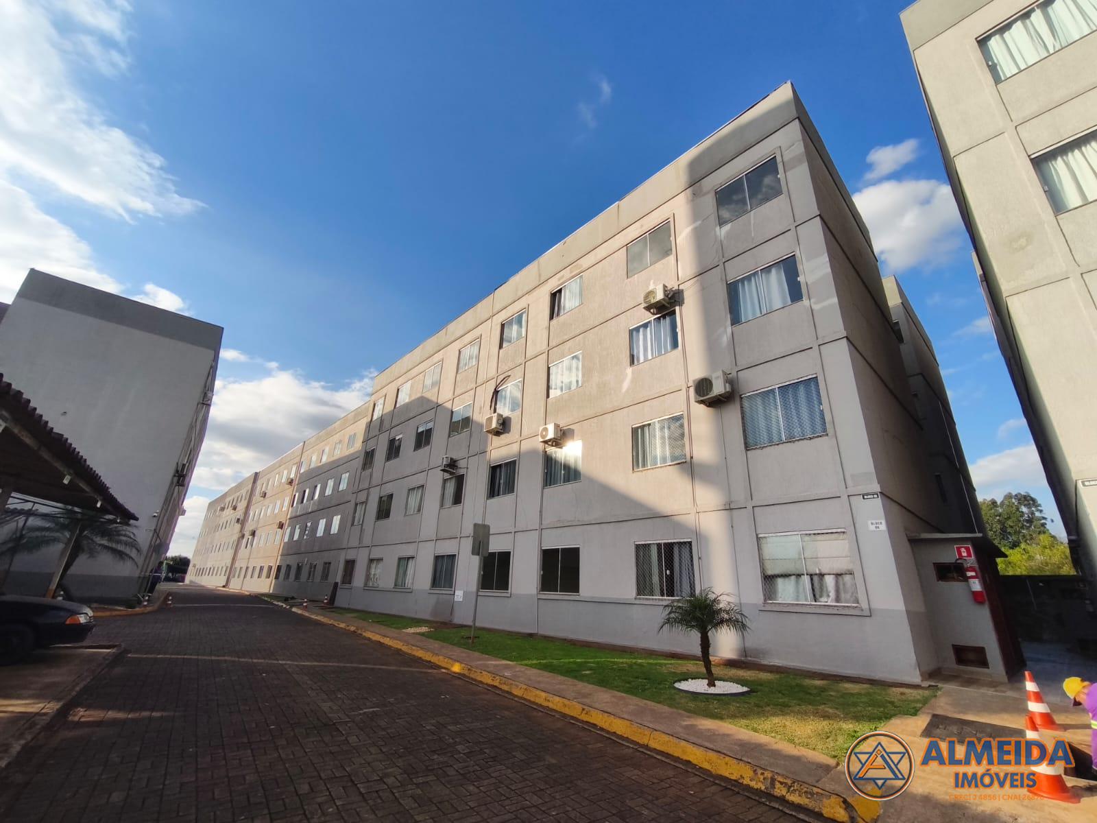 APARTAMENTO REFORMADO COM 2 QUARTOS NO CONDOMINIO PARK DA VITÓRIA
